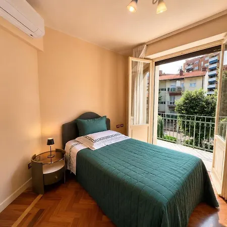 Vila Luxury With Sauna, Ceiling Fresco, Jacuzzi And Elevator *