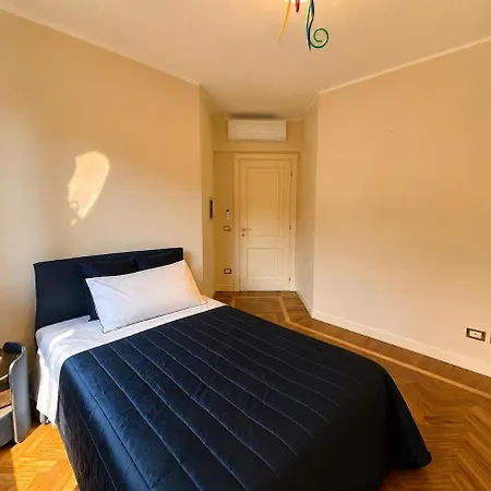 Luxury With Sauna, Ceiling Fresco, Jacuzzi And Elevator *