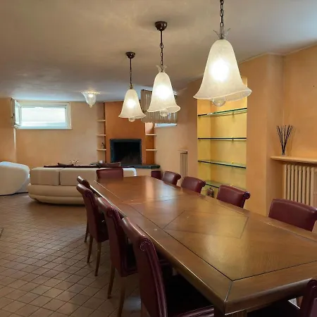 Villa Luxury With Sauna, Ceiling Fresco, Jacuzzi And Elevator *