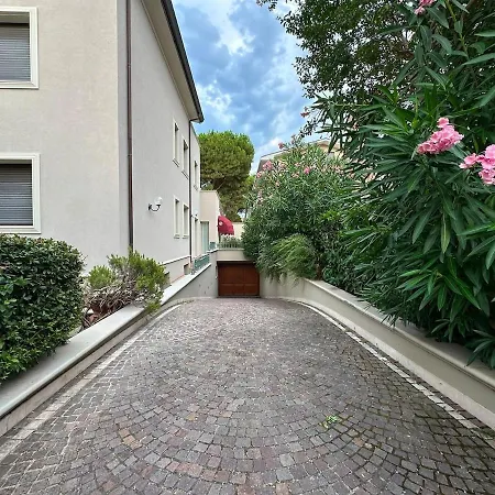 Luxury With Sauna, Ceiling Fresco, Jacuzzi And Elevator * Pesaro